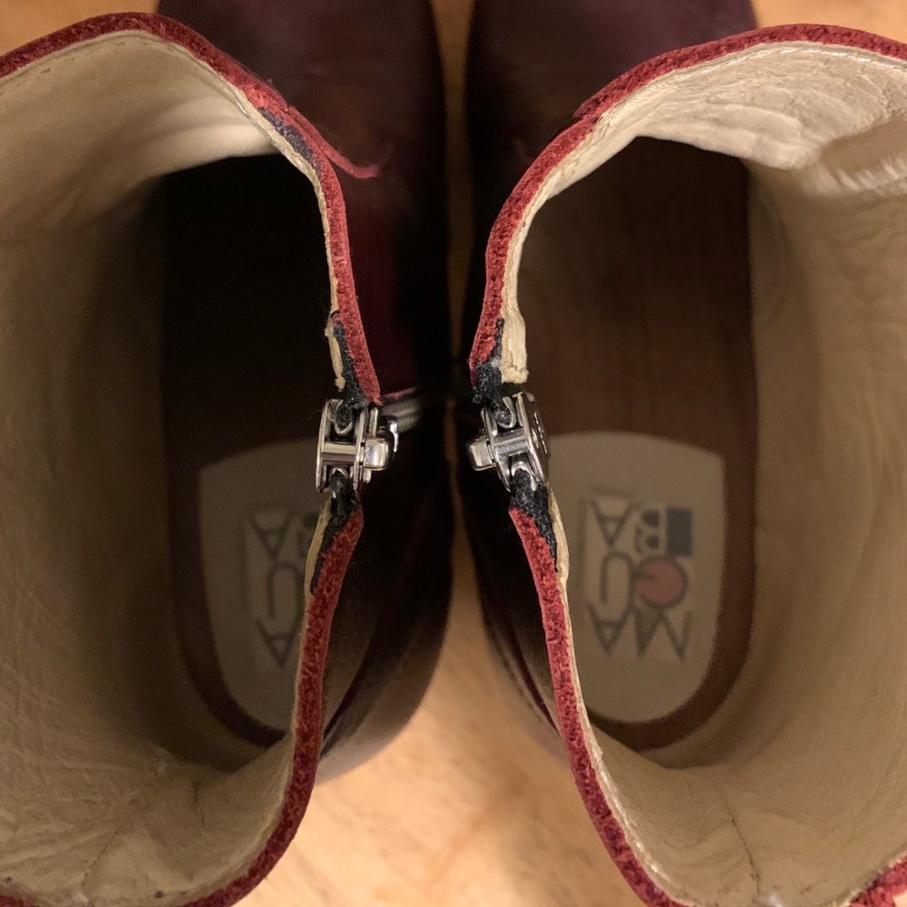 Maguba Clogs - Picture 7 of 9